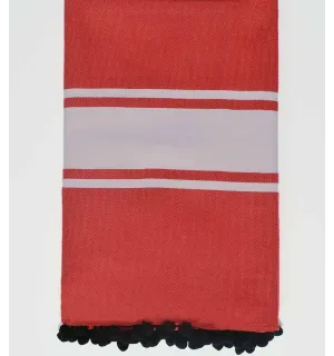 Toalla de playa roja con pompones Fouta Tunisia - 1
