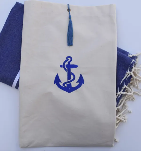 Bolsa beige claro bordado con motivo de ancla azul y pompón azul Fouta Tunisia - 2