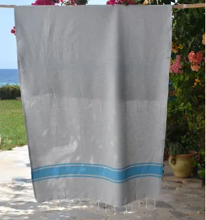 Toalla de Playa Gris con Bandas Azules Cielo Fouta Tunisia - 1