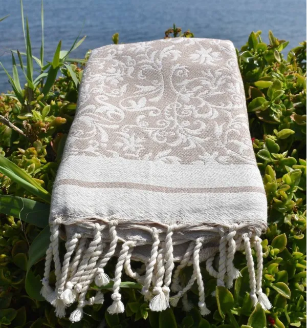 Toalla de playa jacquard beige – Fouta floral de algodón, suave y absorbente para playa o piscina