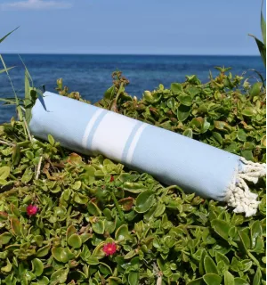 Toalla de playa azul celeste tejido liso - FOUTA TUNISIA 2