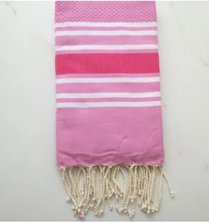 FOUTA NID D'ABEILLE vert pistache rayée rouge
