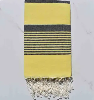 Fouta arthur jaune avec rayures bleu jean foncé