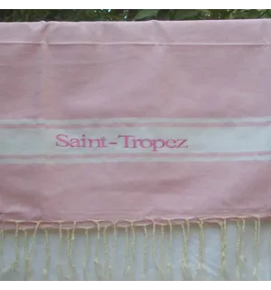 Toalla de playa rosa claro bordada de Saint-Tropez 