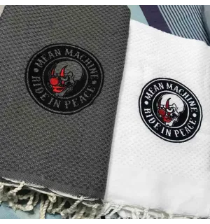 Toalla de playa con bordado biker club